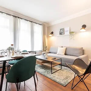 Appartement Centre - 2br In The Heart Of Lille!, Rijsel